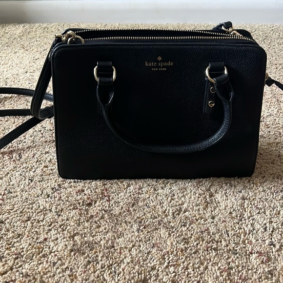 Black Kate Spade purse and matching wallet - Picture 2 of 9